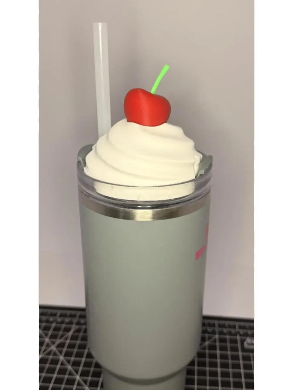 3D Printed Sundae Topper for 40 Oz Stanley - Picture 3 of 5